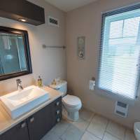 SALLE DE BAIN RDC - DOUCHE