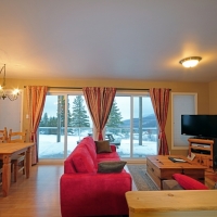 Salon Rez-de-chaussée, Chalet L'Évasion Spa Petite-Rivière-Saint-François, Charlevoix, Les Versants , Ski Massif