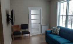 Deuxième salon de ce chalet à louer Massif