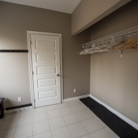 Grand vestiaire pour le ski et activités de plein air